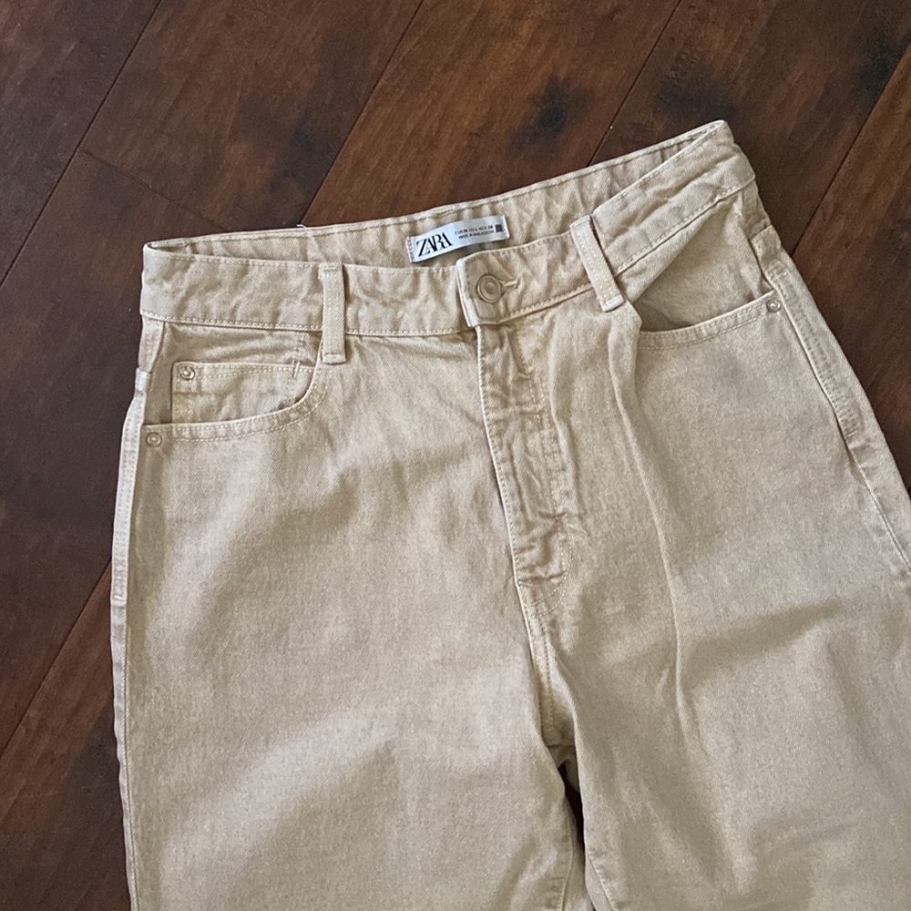 ZARA CROPPED MOM JEAN